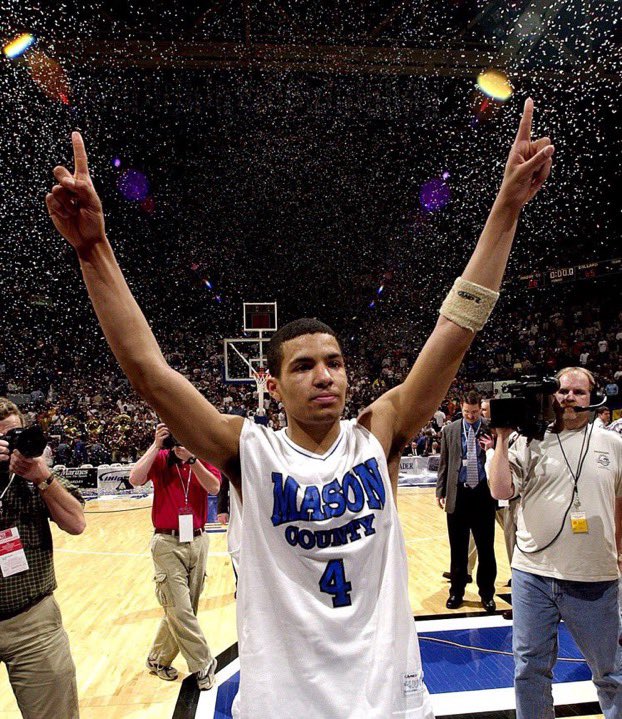 KYHighFootball's tweet photo. In honor of #MarchMadness  this goes out to the 2004 Mr. Basketball:

                  Chris Lofton 

(Mason County Football 2001-2003)

🏈175 Career Receptions (18th All-Time)

🏈3,511 Career Receiving Yards (10th All-Time)

🏈40 Career Receiving Touchdowns (Tied 10th All-Time) https://t.co/Zp2xxpKmOt