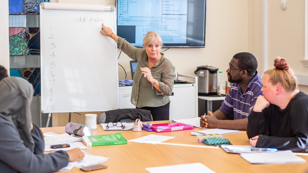 VMFoundation's tweet photo. Are you a community anchor, an organisation helping to tackle the impact of the rising cost of living in your neighbourhood? If so check out our new grants programme.
https://t.co/NECL8CCMaB
#tacklingpovertyfromthegroundup #supportingyourcommunity https://t.co/AAkxzpvbE3