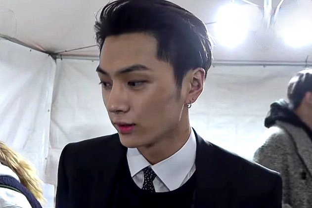 this #enhypen_jay look is so attractive