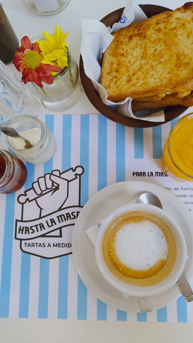TrendHuntingBA's tweet image. Desayunar rico en @HastaLaMasa
Tostadas + café un clásico para arrancar el día.
#palermo #foodie #desayuno #lugares #breakfast #natalialastero