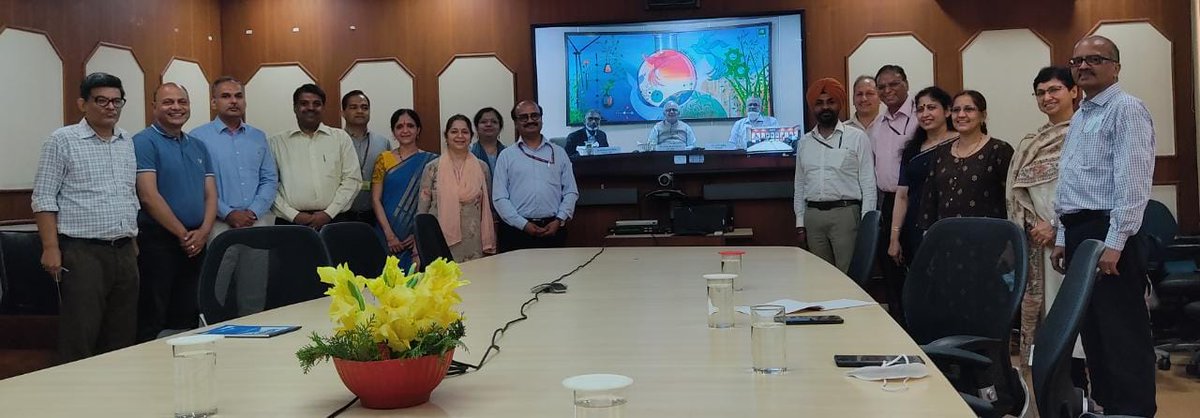 CSIR_IND's tweet photo. We warmly welcome Shri Mahendra Kumar Gupta IRPS, the new Joint Secretary, @CSIR_IND

@DrJitendraSingh @Shekhar_Mande @mkguptairps97 @mygovindia @PIB_India https://t.co/mjfkz0oETF