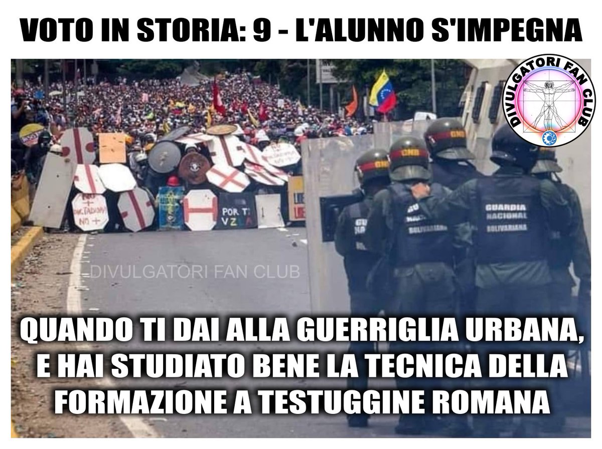 DivulgoConAnsia's tweet photo. Applicazioni pratiche sul campo delle tecniche di guerra degli eserciti del passato: la testuggine romana, tecnica utilizzata dall'esercito dell'antica Roma.
#Storia #guerre #AnticaRoma #Testuggine #EsercitoRomano #ironia https://t.co/LxwHiOtL2R