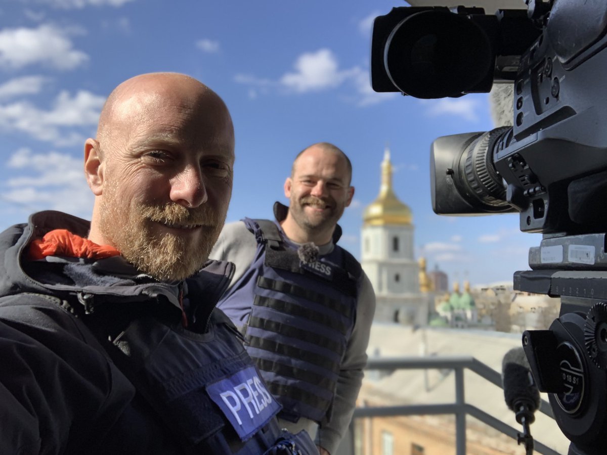 Three shiny domes sparkling in the #Kyiv sunshine this morning, doing lives with <a href="/JamWaterhouse/">James Waterhouse</a> in #Ukraine