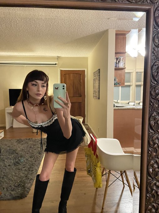 this look!! yeah!! https://t.co/Cosjc4trq7