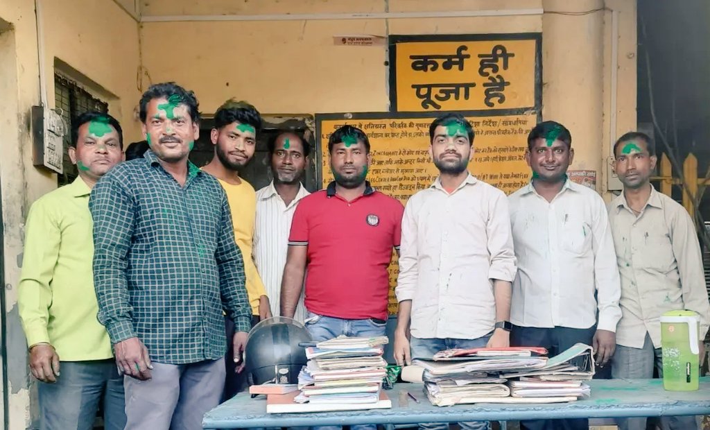 erkamalprakash's tweet photo. #HappyHoli
#Electricityworkshop
#hydelcolonybulandshahr https://t.co/6zf4NewAsN