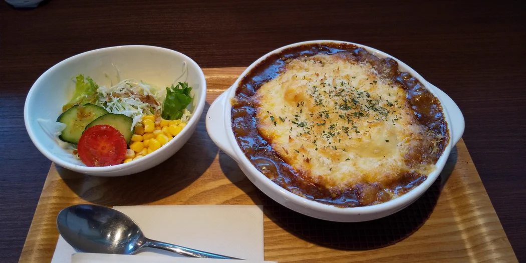 @amemiya_satoh @dissection92800 門司ですね。名物・焼きカレーも思い出す
＃バナナの叩き売り発祥の地 