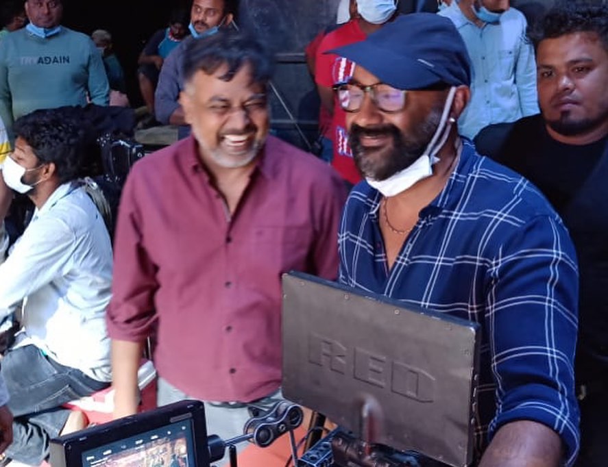 rfahyd's tweet photo. Hearing a lot about #BulletSong From #TheWarriorr ๐ Feast for Fans ๐ฅ๐บ
Here is few pics from #BulletSong Shoot Location in Annapurna Studios & 7 Acres !! ๐ฅ๐ฅ
@ramsayz @dirlingusamy @SS_Screens #ShekarMaster @ThisIsDSP #SSS6 https://t.co/aX2lgQoAKy