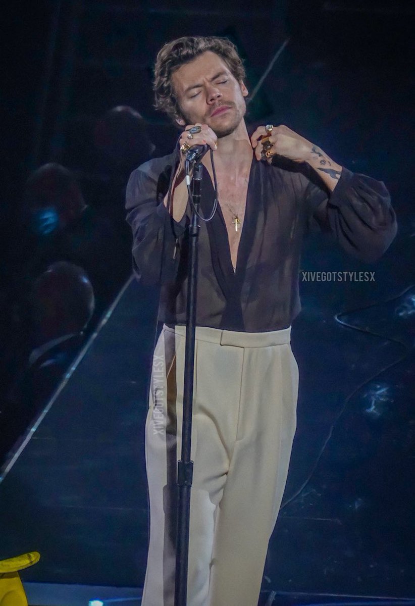 thestylesfandom's tweet photo. https://t.co/uscczrUNy2