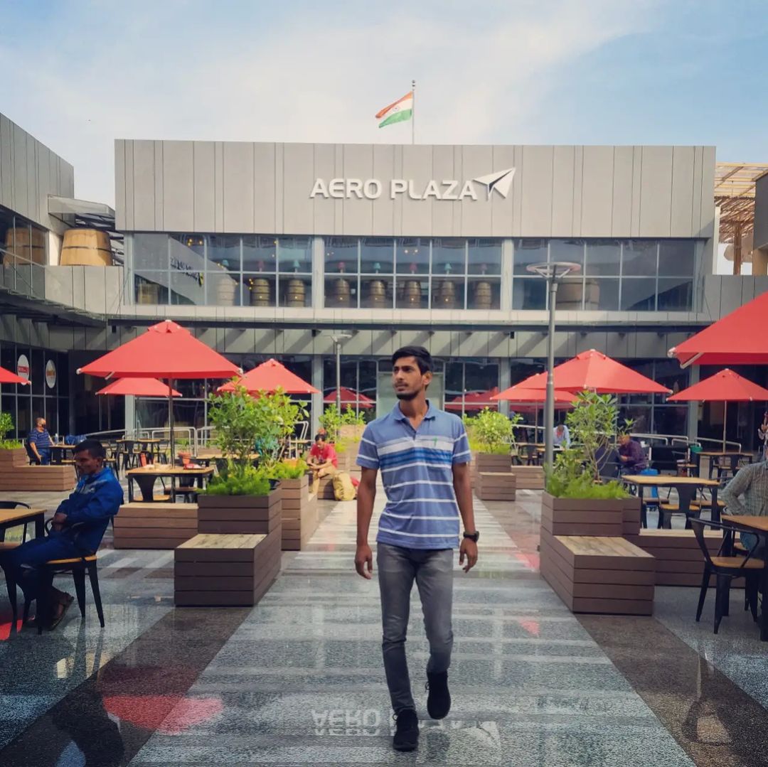 trulyakshith's tweet photo. My Best birthday wishes to most influential and charismatic friend! @MohammedAdnanu8 . Wishing you the best!😊
Have an incredible year ahead.!!! 

#HBD  🎂 my friend!... https://t.co/ulEPK5tax9