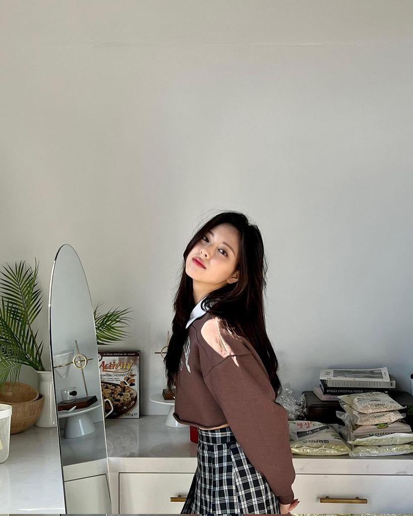 halcyuna's tweet photo. FIT CHECK ◡̈ https://t.co/0GMg48r0JS