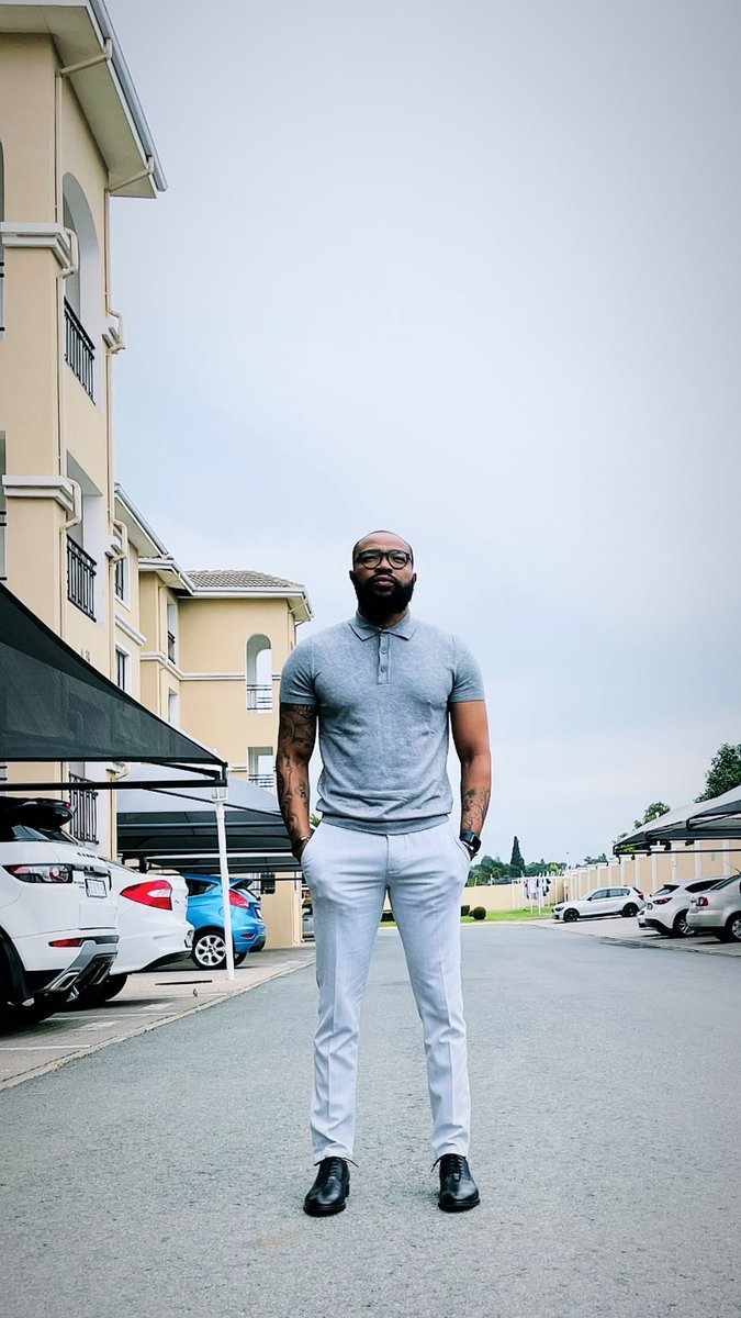 Irv_Lefika's tweet photo. All things grey https://t.co/3I0SyNAH70