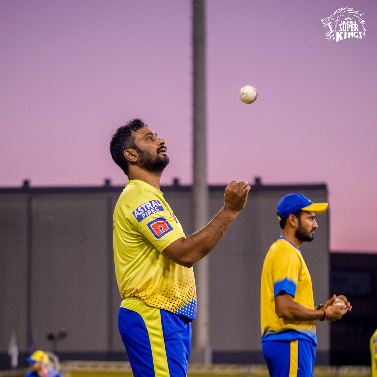 ChennaiIPL's tweet photo. “Guys, Ambati-ng next!”

#Yellove #WhistlePodu 🦁💛 https://t.co/nTI8k0xMj1