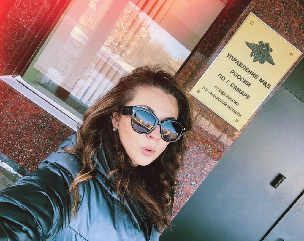 #Нюдсочетверг с красивым и вежливым опером ♥️

Mama I'm a Criminal