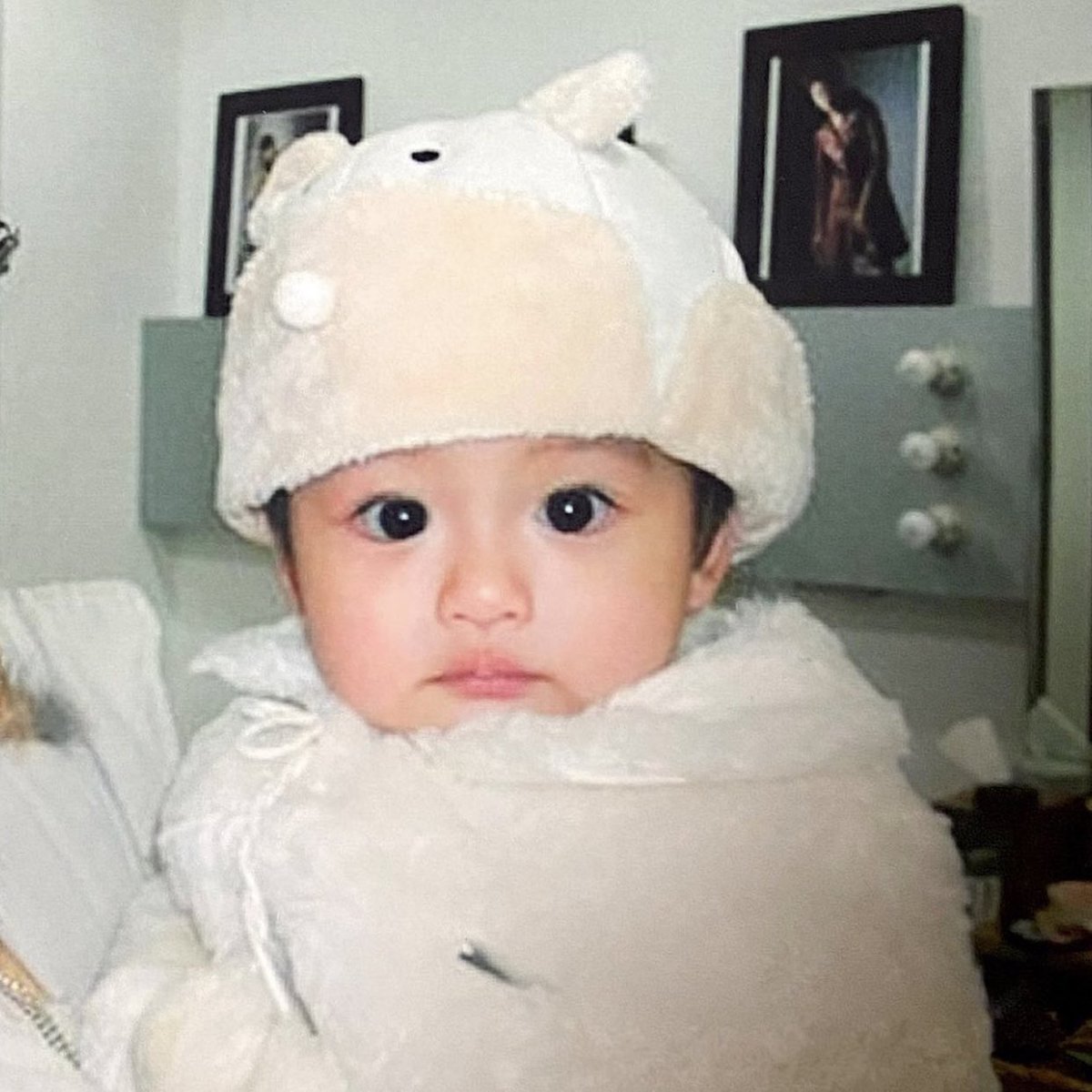 mymormu's tweet photo. นี่อวดความสวยของน้องซอลยุนให้แม่ดู แม่ถามทำไมเขาสวยจัง ใช่ค่ะน้องสวยมาตั้งแต่เกิดตั้งแต่เป็นผงนางฟ้า โตมาเลยกลายเป็นนางฟ้าค่ะ แอบหนีจากสวรรค์เพื่อมาเป็นไอดอล ความวิชวลนี่มัน 🥹🫶🏻 https://t.co/OjuuVJpW62