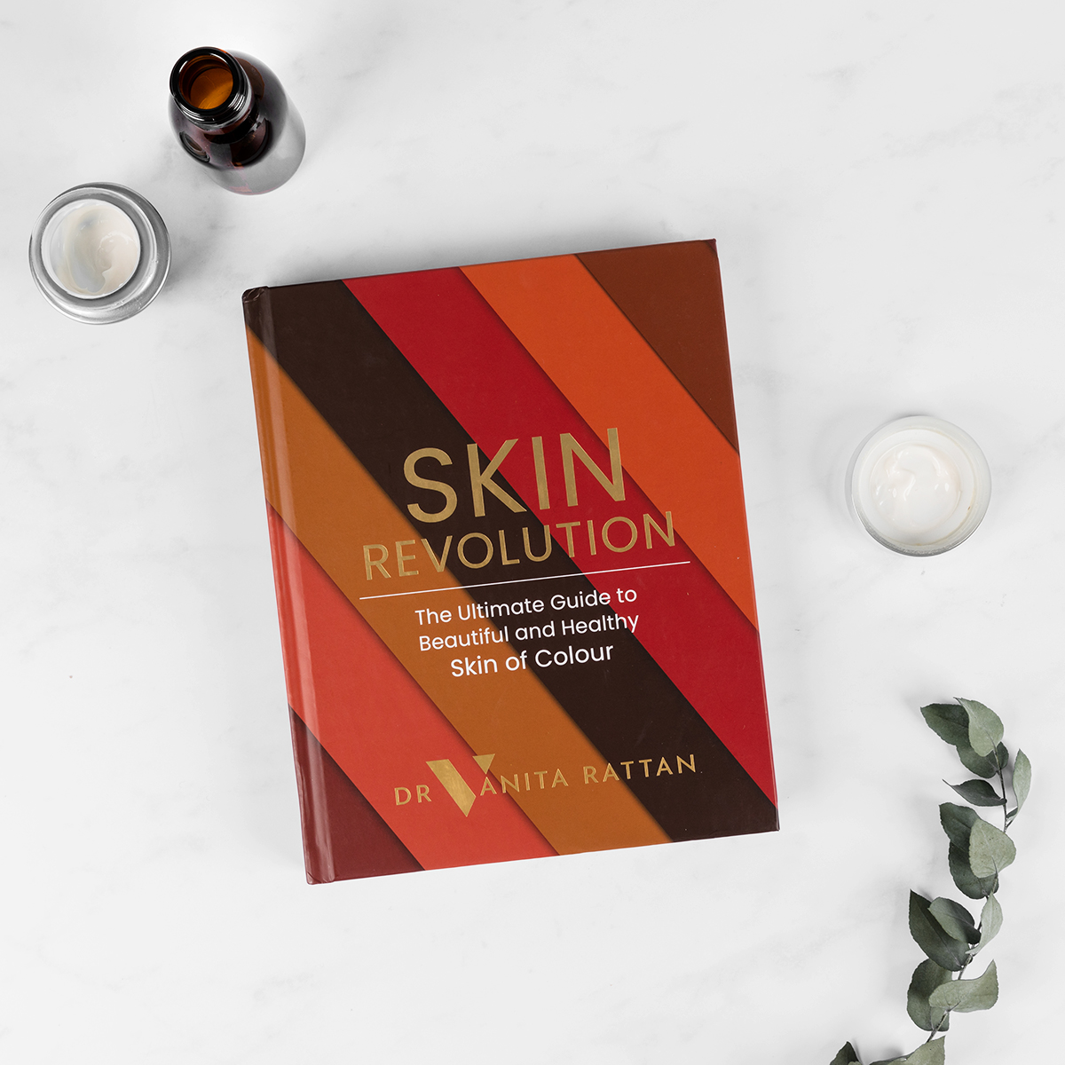 HarperNonFic's tweet photo. We couldn't be prouder to publish the brilliant #SkinRevolution by @DrVanitaRattan today. This is the ultimate guide to beautiful and healthy skin of colour.
Get your hands on a copy today: https://t.co/G5BdYxDuHh https://t.co/sHaycxA9mz