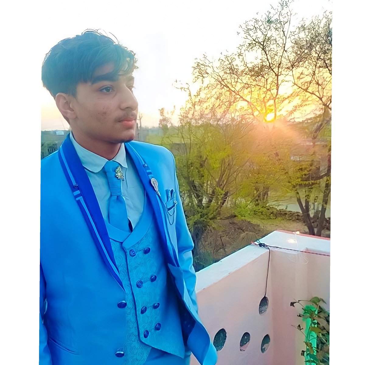 ias_arman's tweet photo. #NewProfilePic https://t.co/0jAKFJGrJB