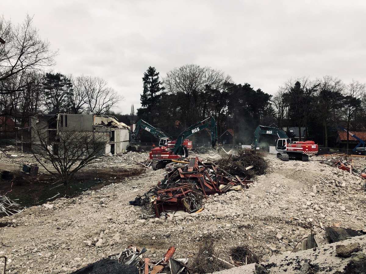 RGS is goed op weg met de ontmanteling van De Dillenburg te Ermelo. Samen met Firma Kamphorst mogen we dit mooie project aanvliegen. 

#teamRGS #circulair #circulaireeconomie