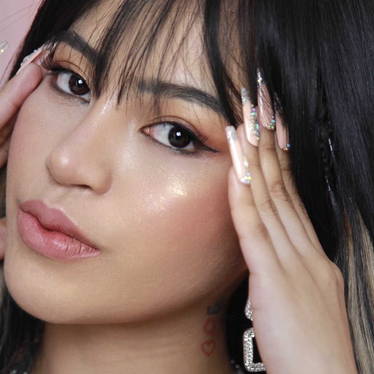 JasminSupetran's tweet image. Steal that FIERCE LOOK ; FOX EYE.

Royal Aesthetics SM North
Royal Aesthetics Paranaque
Royal Aesthetics Cavite
Royal Aesthetics SM Center Las Pinas

Captured by JMM Studio

#foxeyes #foxeye #alagangroyal #royalaesthetics
#JASMINSUPETRAN #MommyJASS #buli