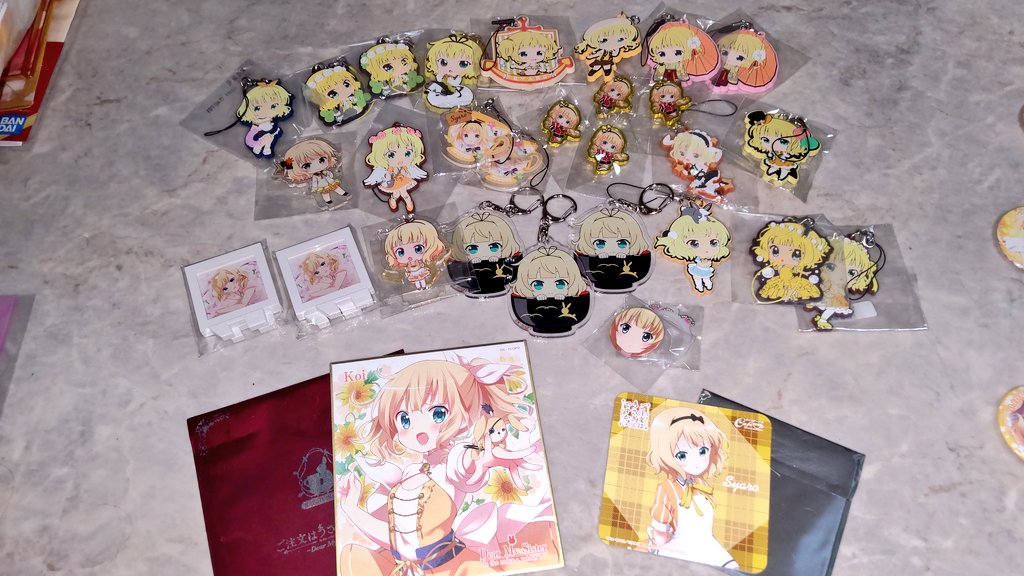 TMweLeo's tweet photo. 【プレゼント企画】第3弾！
写真のシャロちゃんグッズをフォロワーさんの中から抽選で1名様にプレゼント🎁します！

応募条件
①このアカウントをフォロー
②このツイートをリツイート
③シャロちゃんが好きであること！

注意
偽の当選DMが来てると報告ありました。リンク踏まないようご注意ください https://t.co/v4YwZ99NN0