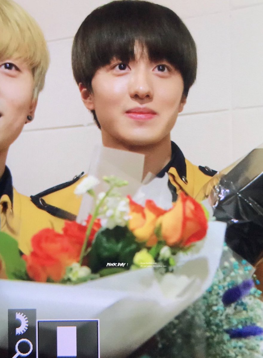 tiny chani! (@tiny_chani) on Twitter photo 
