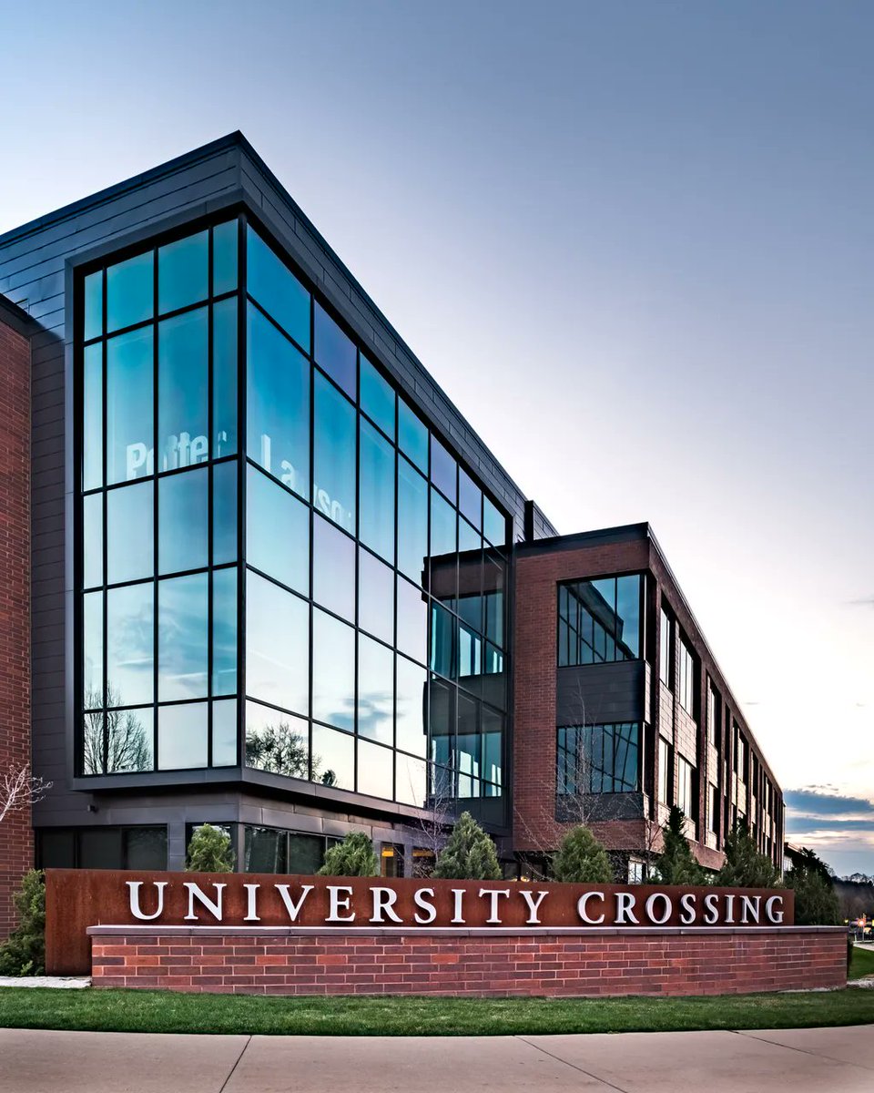 Livewithlindsey's tweet photo. If you have driven down University Ave, you have most likely seen University Crossing.  This multi-phase redevelopment includes a mix of uses and is a prime location right in Madison! This exterior and interior sign package definitely goes down as one of our faves 💗 https://t.co/2pCPbXrajD