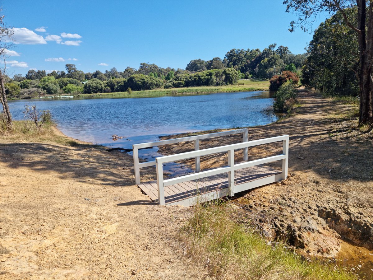 PermaStruct's tweet image. Check out these new bridges that were constructed by PermaComposites® for the City of Swan. These bridges were made from both Permastruct® FRP Substrates and PermaTimber® 225 Decking and look fantastic!