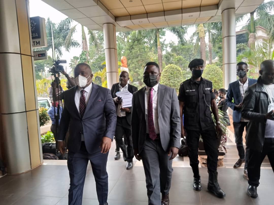 ugandarn's tweet photo. Breaking news: Mityana Municipality Member of Parliament Francis Zaake together with his lawyer Erias Lukwago have arrived at the Constitutional Court to challenge the decision to remove him from office as a Parliamentary Commissioner . https://t.co/PjcYoYcjpz