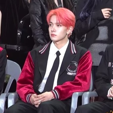 sourcelhs's tweet photo. #HEESEUNG, the most intimidating member.
a thread; https://t.co/ksWTvfI3Hv