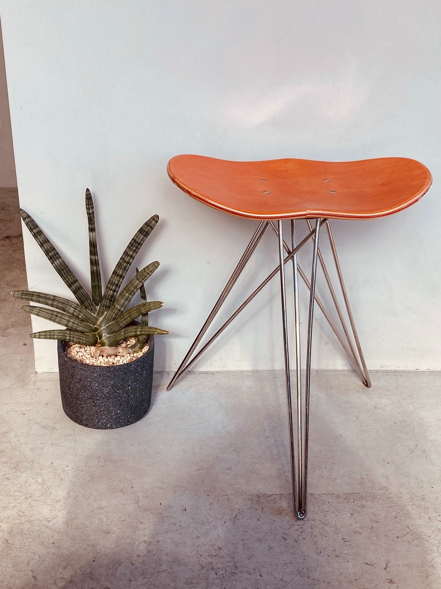BadBoyBeach's tweet photo. #cafe
#coffeetime
#poolsidecoffee
#core
#designer
#stool
#湘南
#逗子
#葉山 https://t.co/4hvxTvgjol
