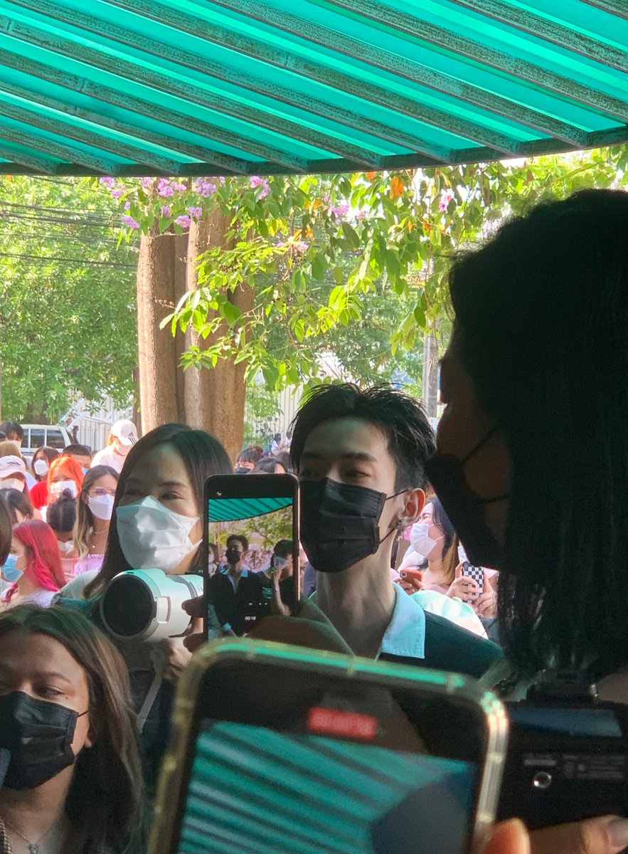 pubpupsk's tweet photo. จีสุพัดหล่อมากกก😭💗อยากให้จีได้เจอพีพีฮือออออ;-;เอ่นดูเค้า!!#PPgraduation https://t.co/GKY0Muil4s