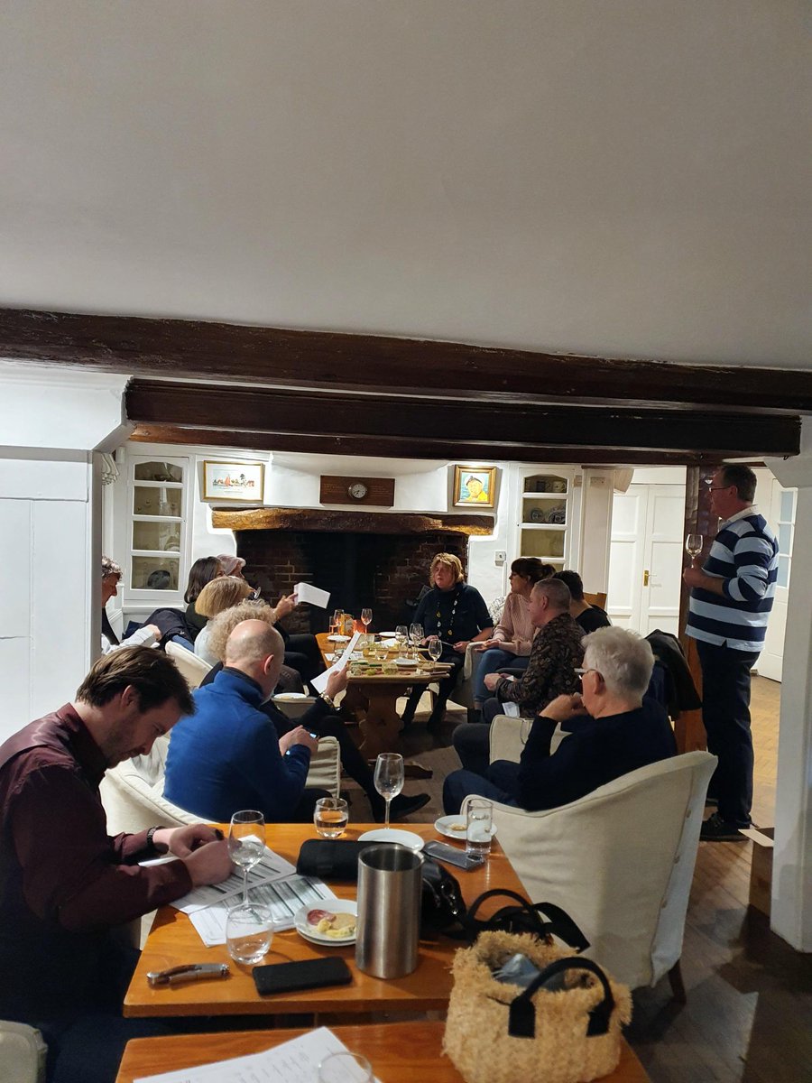 NEW WINES COMING SOON....

A big thank you to Portal, Dingwall and Norris Wines from Emsworth for coming and doing a wine tasting for our upcoming new wine list.

#wine #winetasting #winelovers #winelist #winesupplier #drinks #redwine #whitewine #rosewine #sparkingwine 🍷