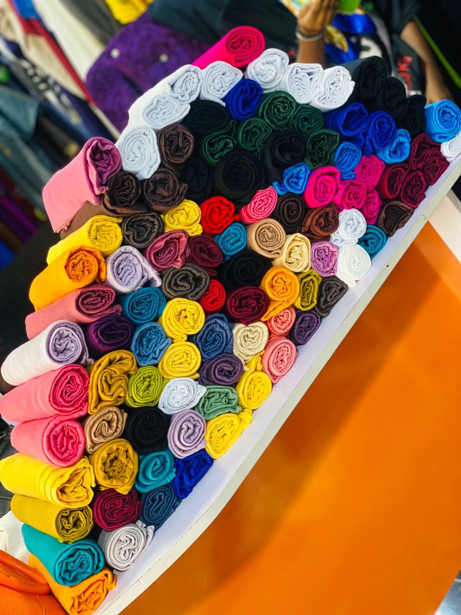 adorable_laylah's tweet image. Jersey scarf a must have for every lady 🥰
Lightweight ,stretchy,lengthy,opaque,easy to wrap and  you do not need pin to stay put 

Price:#2500

Location:Ilorin
Nationwide delivery 🚚 

#ayobami #twitterforIphone