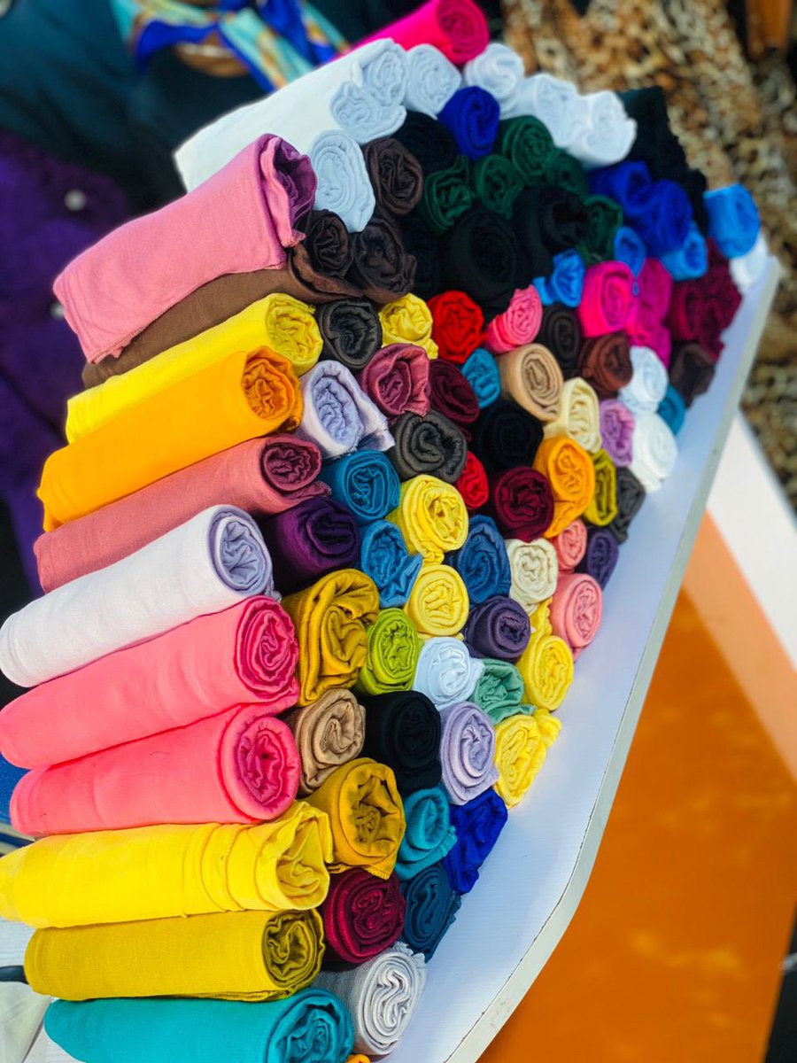 adorable_laylah's tweet image. Jersey scarf a must have for every lady 🥰
Lightweight ,stretchy,lengthy,opaque,easy to wrap and  you do not need pin to stay put 

Price:#2500

Location:Ilorin
Nationwide delivery 🚚 

#ayobami #twitterforIphone