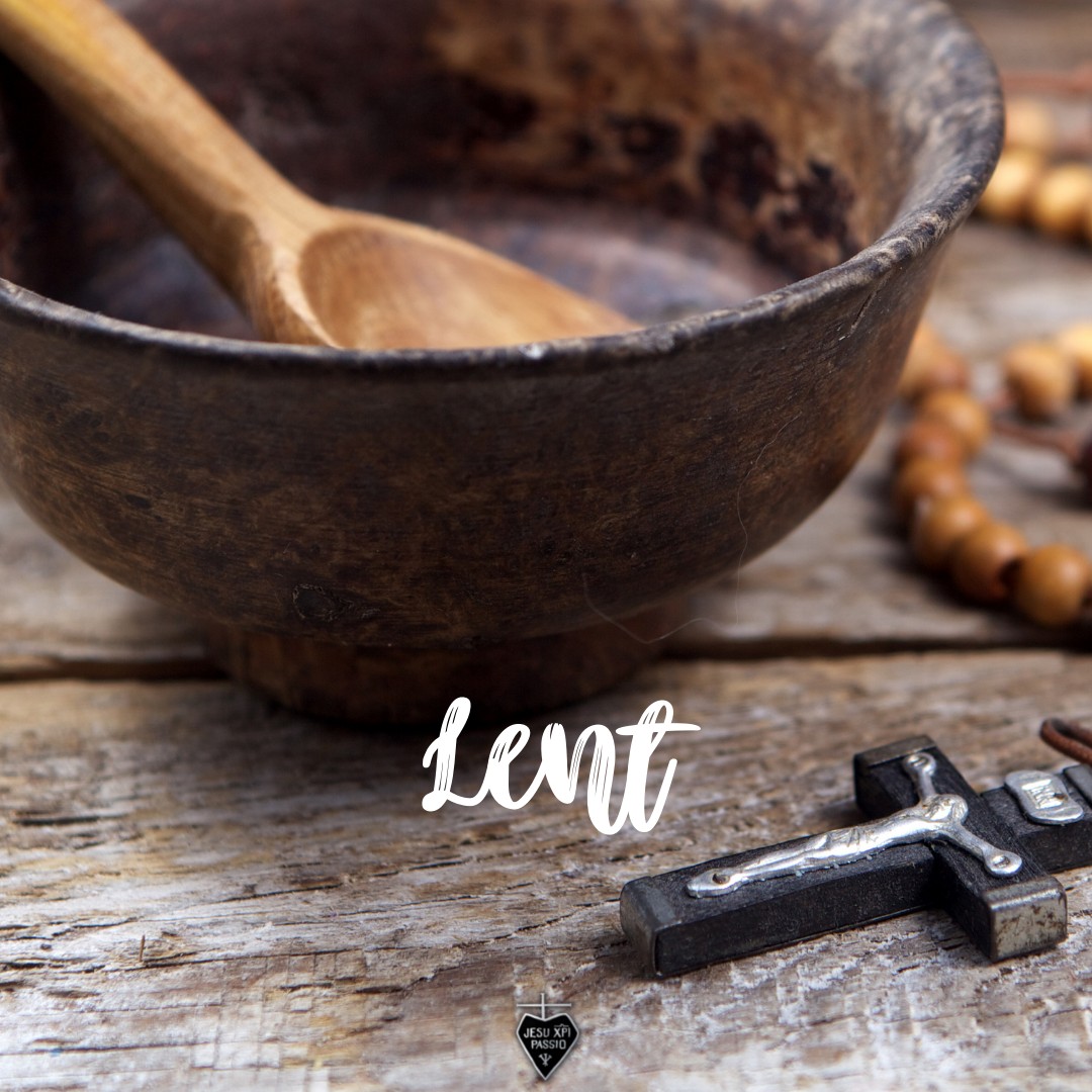 TheSundayMass's tweet image. During Lent, we seek the Lord in prayer by reading Sacred Scripture; we serve by giving alms; and we practice self-control through fasting.

Learn more here: ow.ly/2vXQ50HUPBX @USCCB 

#Lent #WhatIsLent #Faith