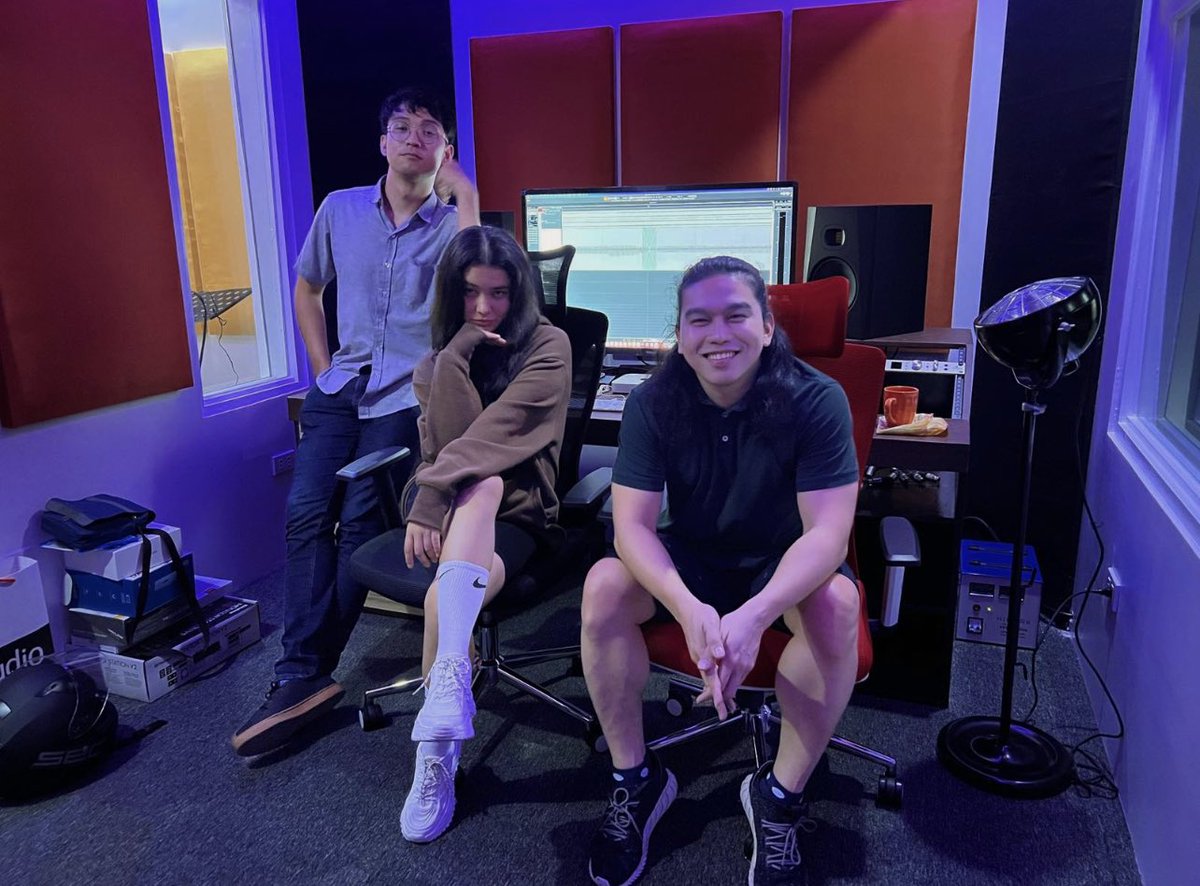 anjisalvacion's tweet photo. two down!!! I had fun sir @roxsantos and sir @__Timmeeeh thank you po so much 💕✨ https://t.co/j5eQOa63Pt