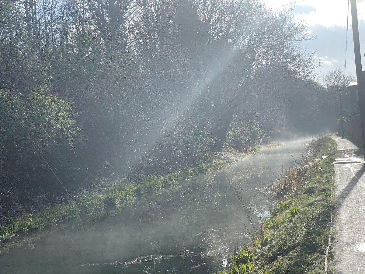 HPersaud's tweet photo. #townrun #stroud https://t.co/Vwl6RuKAkV