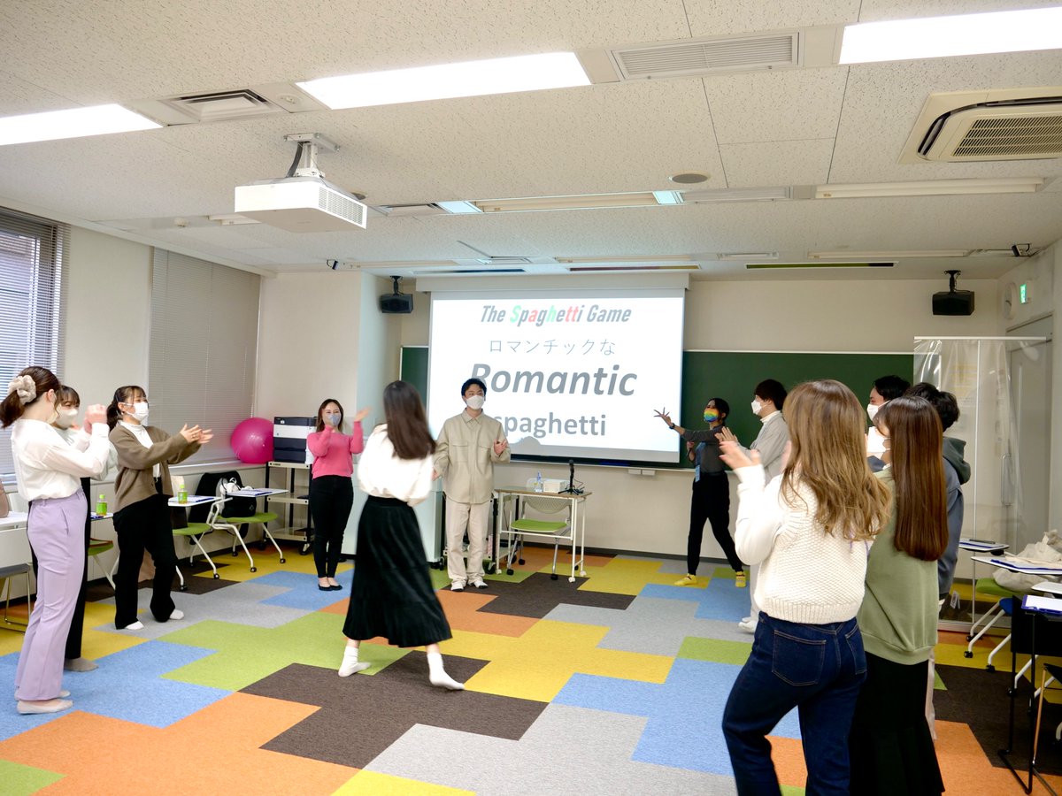 RK_English's tweet photo. #産業能率大学 で教員養成っ!
#SANNO English Programも3年経ちましたっ😮
まじで #産能 より楽しくて実用的な英語やってる大学ないっしょ!
#リチャード川口教授 #SANNOUNIVERSITY #SANNOEnglishProgram #SEP https://t.co/I56an3Ce9K