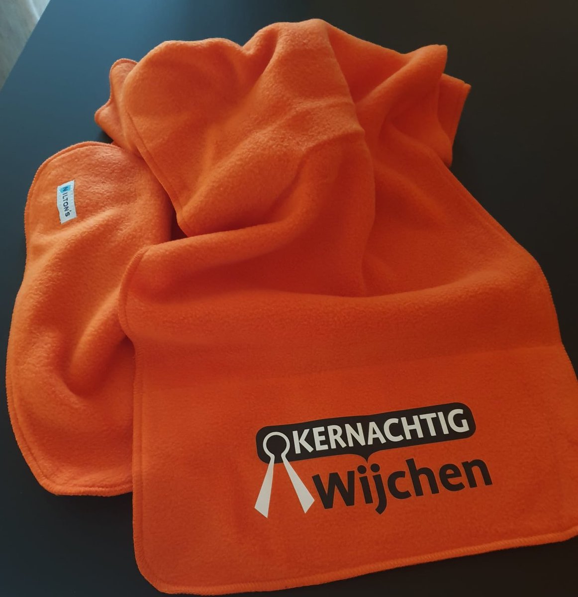 Met 10 zetels blijven we ruim de grootste fractie in de raad. Dik tevreden dus. Kiezers bedankt voor jullie vertrouwen.
Natuurlijk onze felicitaties aan de winnaars Groen Links, CDA en Wijchen Lokaal