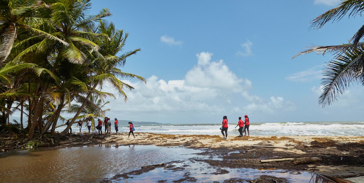 TourismTriniLtd's tweet image. TTL had a successful Matura #beachcleanup with @NatureSeekers. We had fun but, more importantly, we helped the tourism industry that sustains us, worked with our stakeholders and we did so as a team. Epic day!

#experienceconservation #teambuilding #teamwork #sweetsweettrinidad