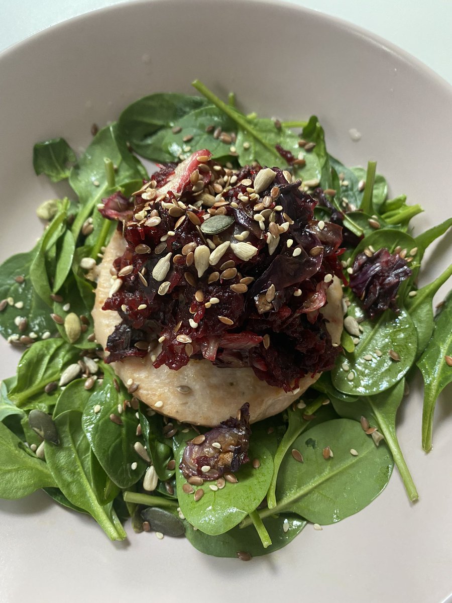 Inspired_by_M's tweet photo. Looking for a quick lunch/dinner idea? Check this easy, fast &amp; #epinutrients-rich meal for optimal #health and #longevity. 

The spinach, chicken, radicchio, beets &amp; seeds are rich in #nutrients that support optimal DNA methylation +much more.

Inspired by @kfitzgeraldnd https://t.co/xyFUKo4UnN