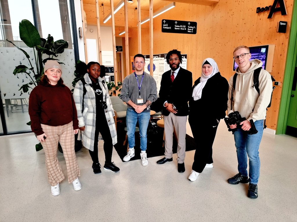 Great to have the creative team from <a href="/artchaseries/">Artcha Series</a> and <a href="/Artcha/">Artcha ⬇️</a> visit our urban greenspace <a href="/PearlPlace_/">PEARLplace</a> yesterday. Excited for our collaboration with this clothing company that reinvests profits into educational support for neurodivrse children. More to come soon 👀🌻🌿