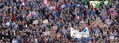 AVEC_sante's tweet photo. Plus de 2000 MSP en fonctionnement, et après ?

👉 1 dynamique qui ne va pas de soi, car le système conventionnel atteint des limites
👉 une démographie des pros de santé problématique
👉 des jeunes intéressés par le #pluripro

Retour sur nos Rencontres : https://t.co/Ry5CfS6q9M https://t.co/Uu8qWqwWr6