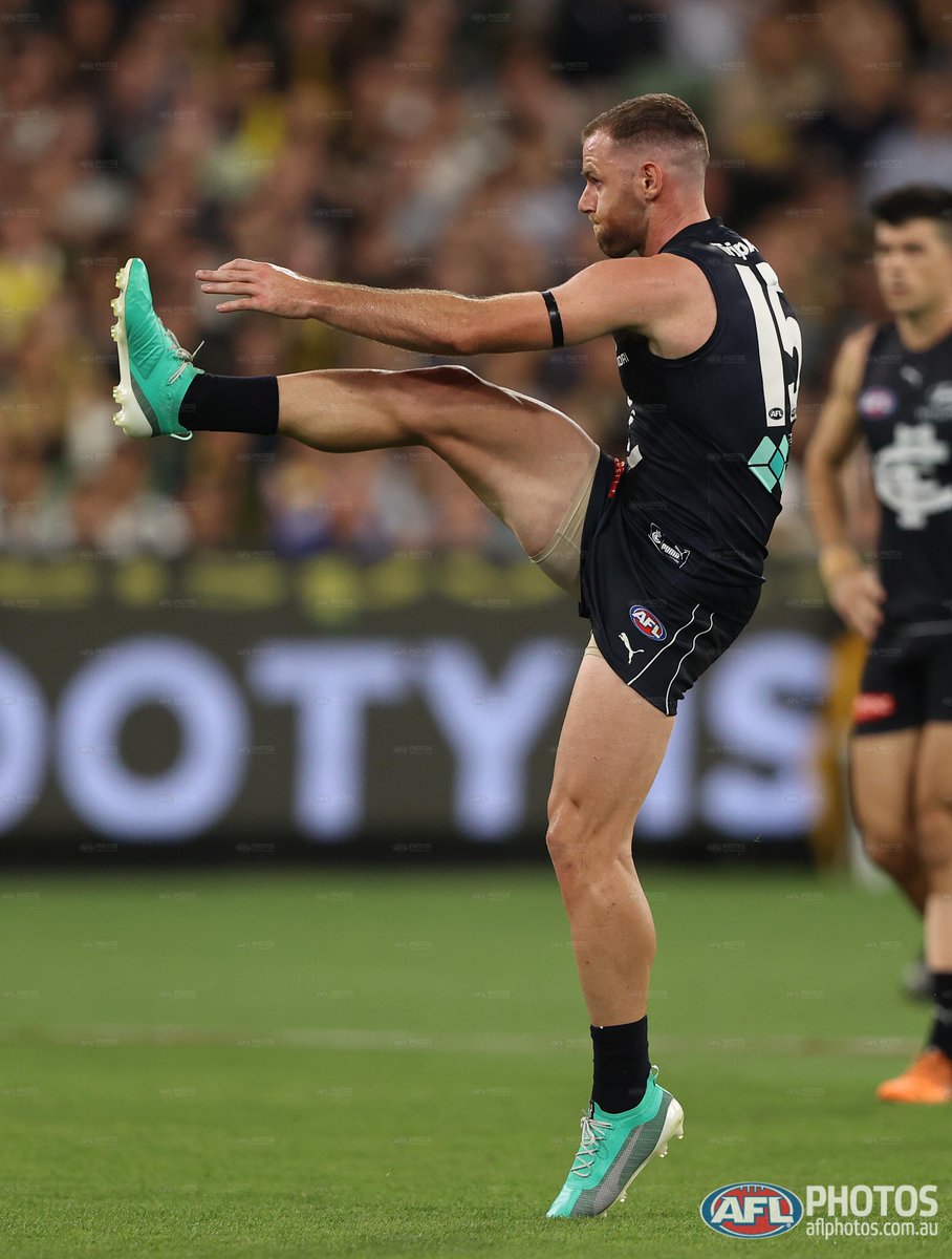 AFL's tweet photo. This moment 🥺

#AFLBluesTigers https://t.co/0Olyupa5lf