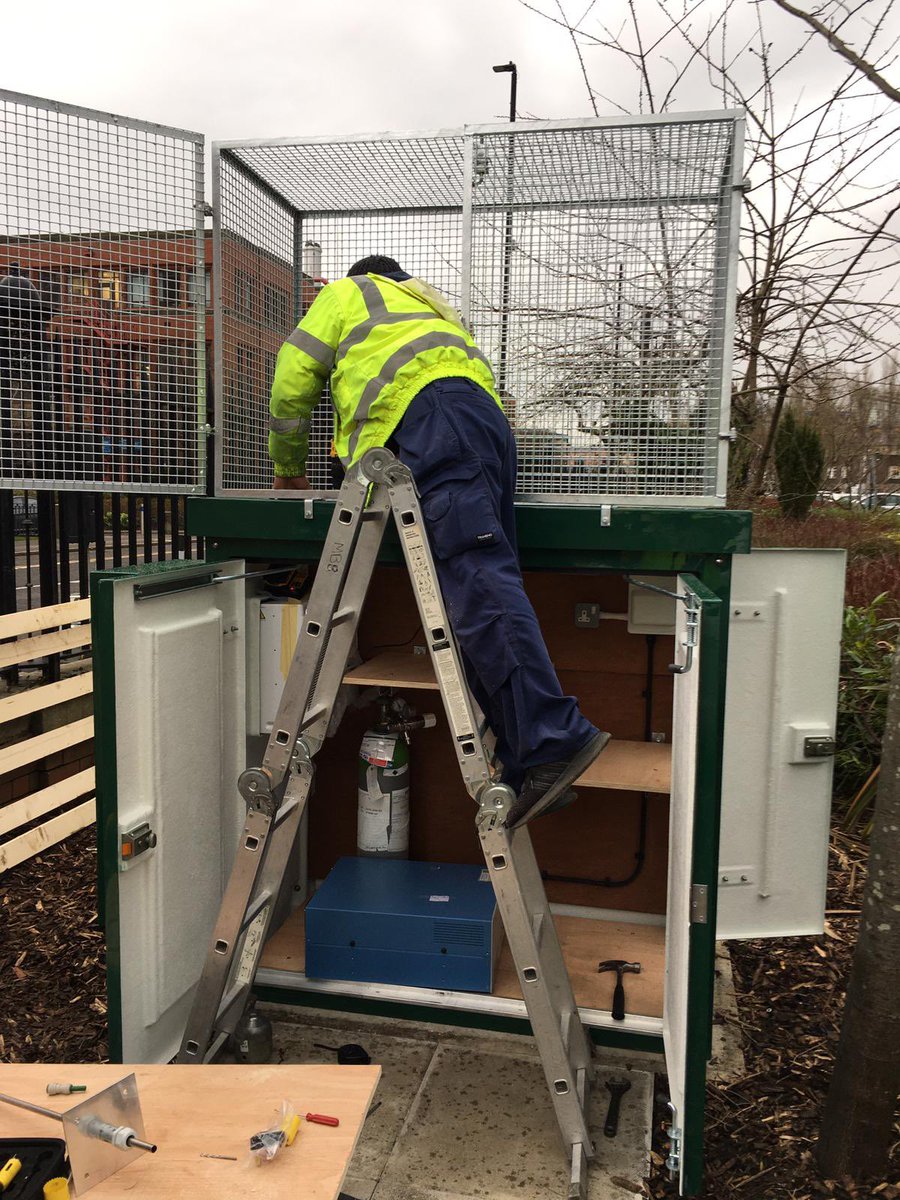 craigsexton06's tweet photo. As promised @geoanorak Yesterday’s @urbanobserv installation, the @AcoemUk engineer had it rough, there was bad weather, there was delays, there was bad weather, there was people walking through the coned off area and the weather was bad! https://t.co/zaDjMipGWR