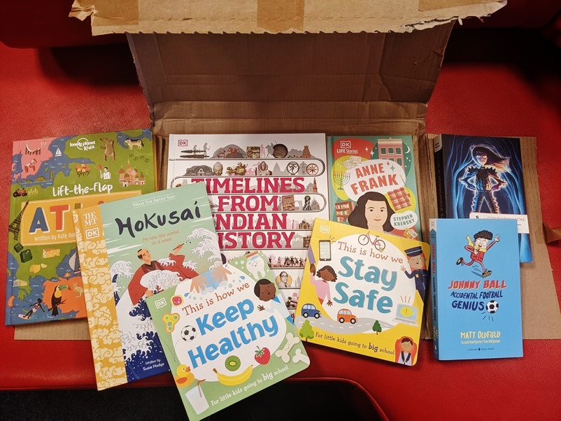 A sneek peak into a delivery of new books👀 Cannot wait to add them to our new book display. It's so nice to see the kids make a beeline for it as soon as they walk in the door