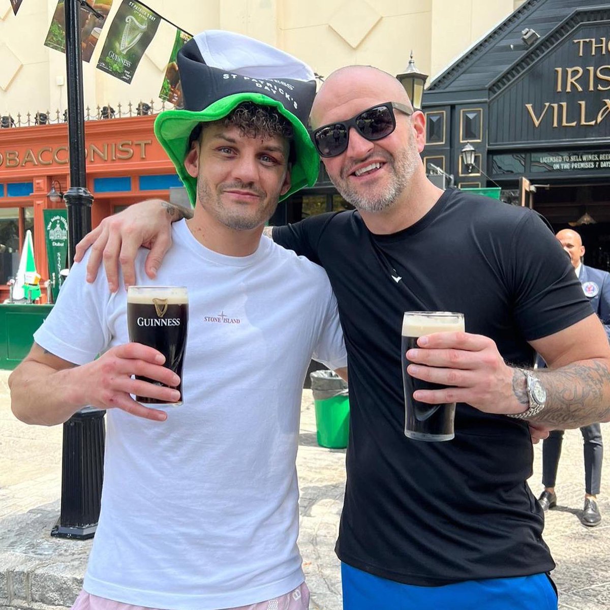 itsLeighWood's tweet photo. Paddy’s day 🍀🍻 https://t.co/dJgEuLX9lw