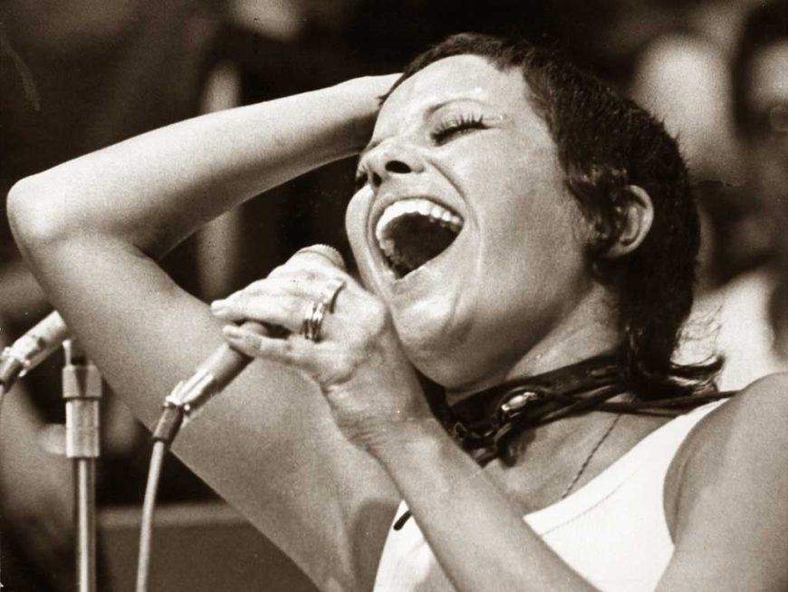 FMLaMarea's tweet photo. #EfemerideslaMarea #Marzo17
En 1945 nace la extraordinaria cantante brasilera #ElisRegina. Comenzó en la música a los 11 años, a los 16 grabó su primer discoViva a Brotolandia y fue una estrella. Fue un icono de la MPB (Música Popular Brasilera) Murió a los 36 en 1982 https://t.co/YTkbRyvT4P