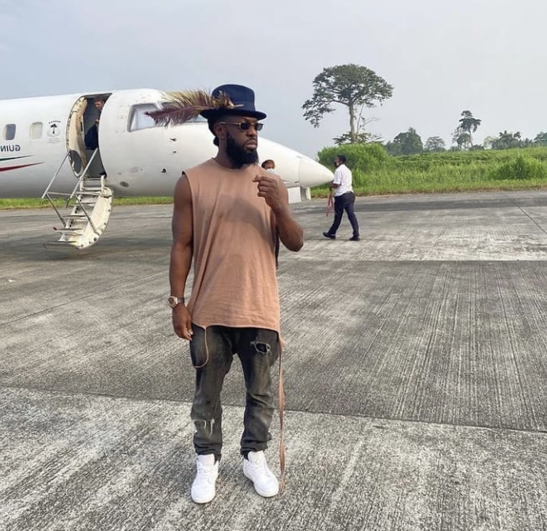 timayatimaya's tweet photo. Egberi Papa 🤠🔌⚡️🪶
#Charger https://t.co/GFIL5sSKOQ