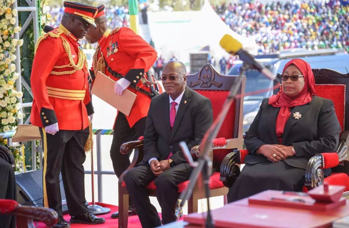 SuluhuSamia's tweet photo. Umetimia mwaka mmoja tangu kuondokewa na aliyekuwa Rais wetu wa Awamu ya Tano, Hayati Dkt. John Magufuli. Namshukuru Mwenyezi Mungu nchi yetu ipo imara na kazi inaendelea. Tuendelee kumuenzi kwa kuyaishi mema aliyoyatenda kwa nchi yetu na tumuombee aendelee kupumzika kwa amani. https://t.co/KyfoSLkPak