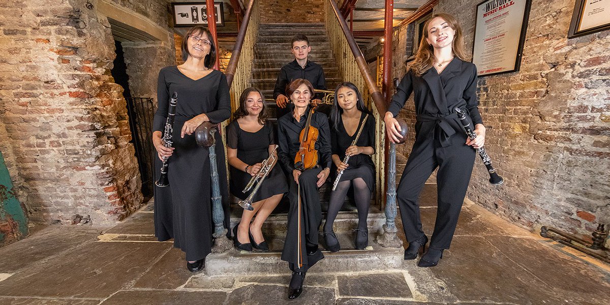black_dresscode provides musicians with the first purpose-designed range of  stylish black concert clothes, including dresses, skirts and shirts,  allowing complete freedom of breath and movement. ISM members can access a  15% discount